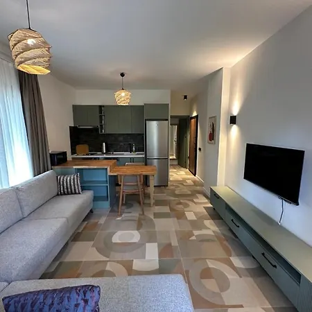 Esmahan Forest And Pool By Zehra * مرمريس