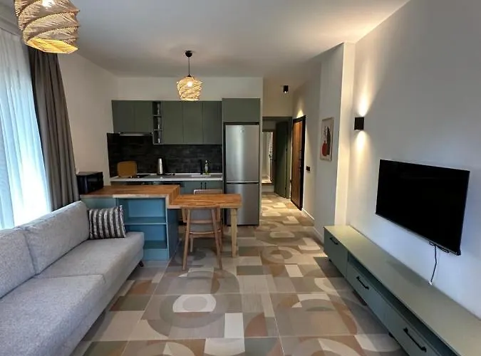 Esmahan Forest And Pool By Zehra * مرمريس