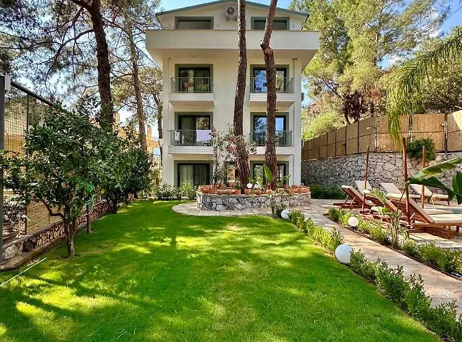 Esmahan Forest And Pool By Zehra Daire Marmaris